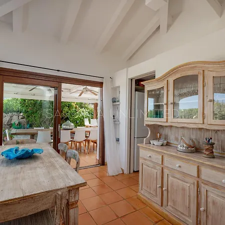 Coro E Mari Willa Porto San Paolo (Sardinia)